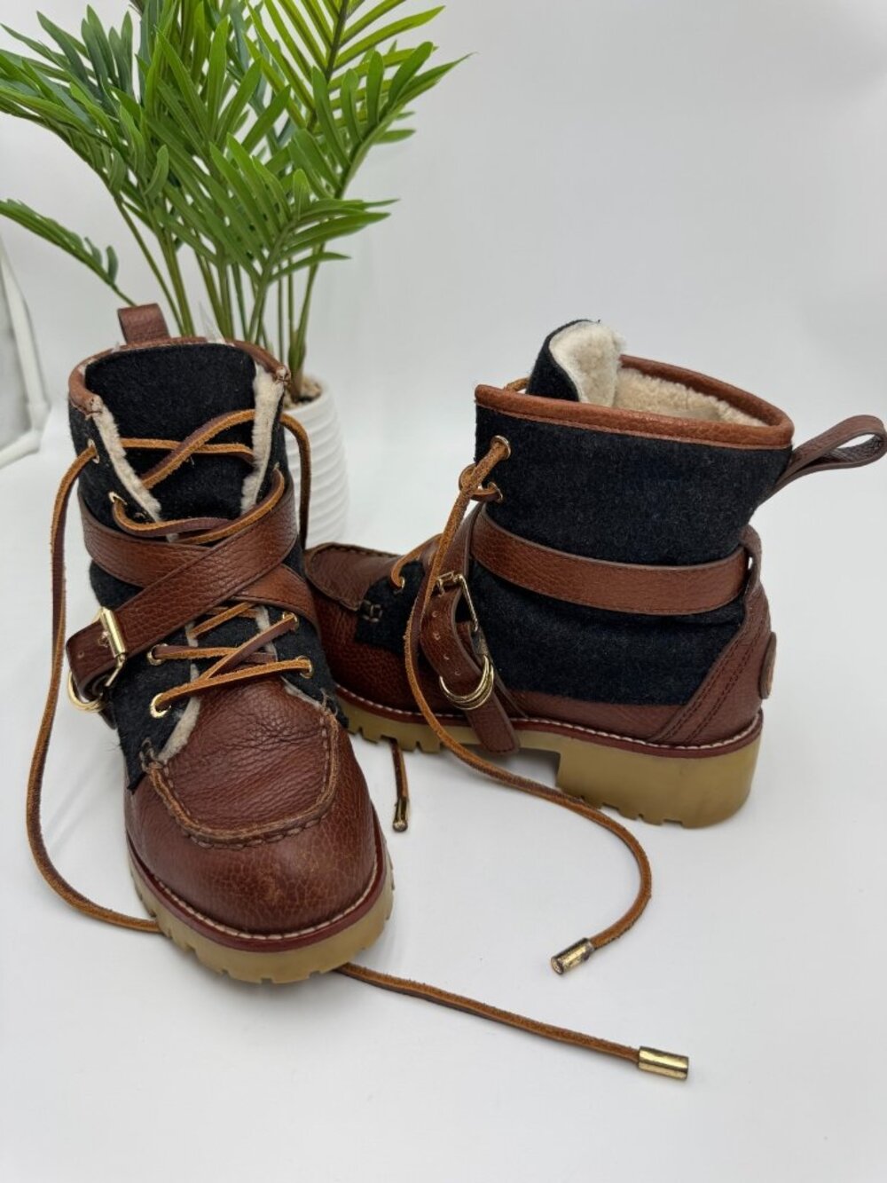 Tory Burch Samson Ankle Bootie Womens 7.5M Brown Leather Shearling-Lined Lace-Up
